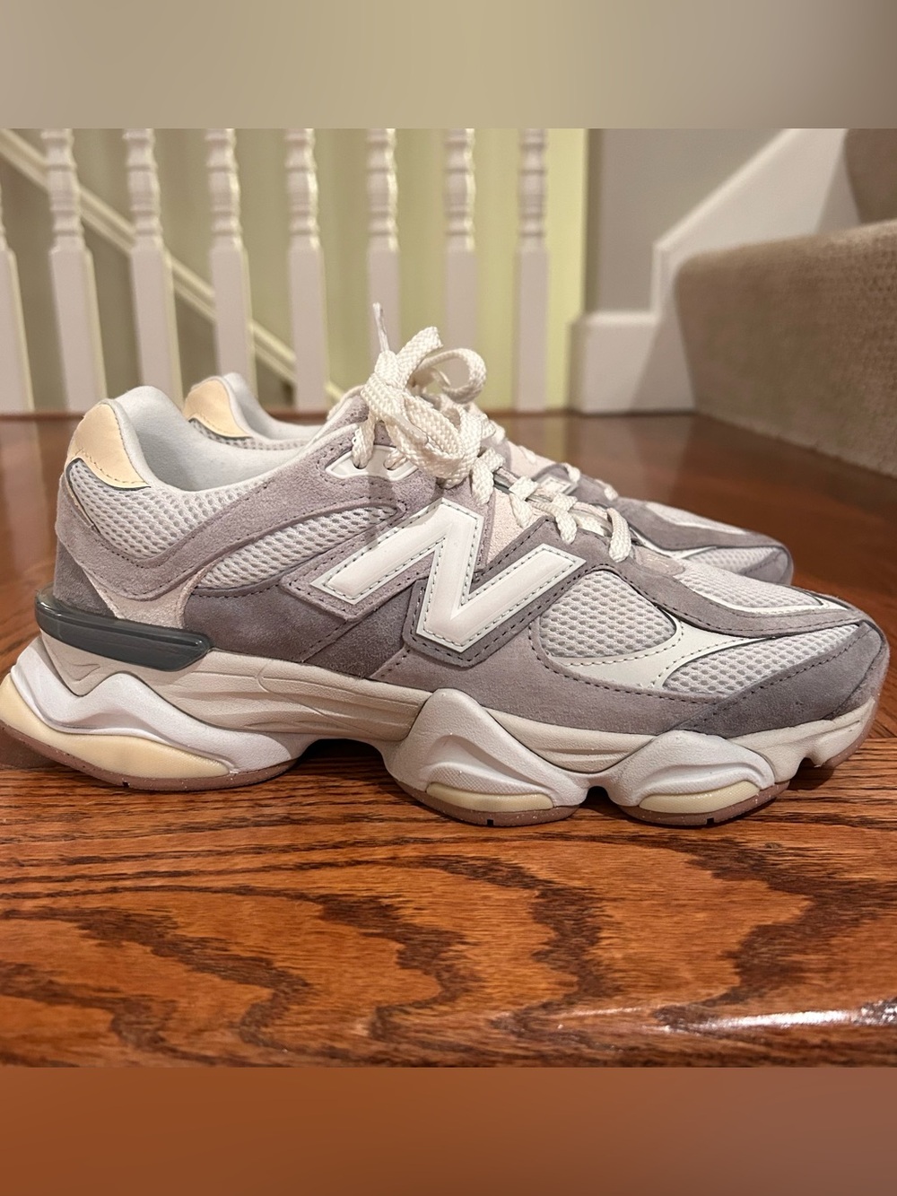 New Balance Women's 9060 Gray and Cream Size 9.5